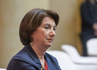 Roccella “Non cambiamo idea sul femminicidio perchè c’è chi dice che non esiste”
